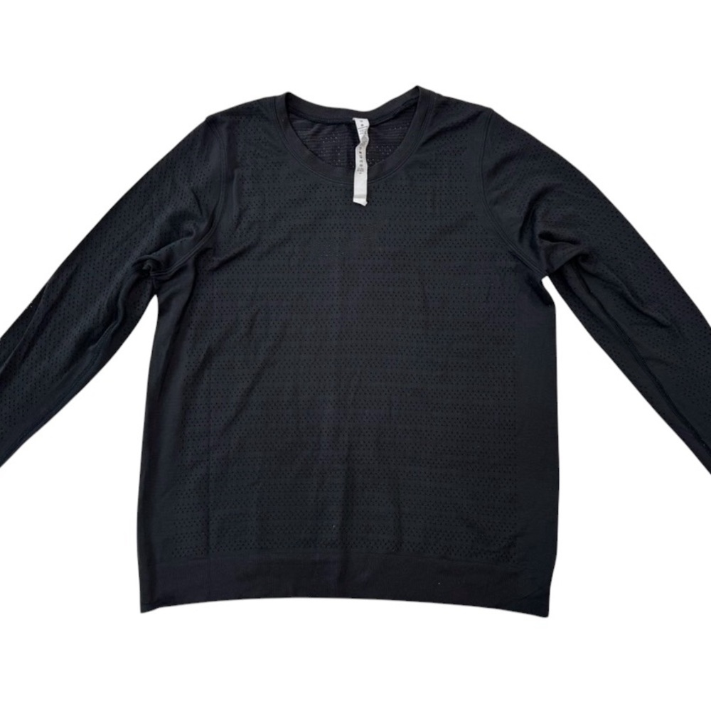 Lululemon long sleeve athletic top